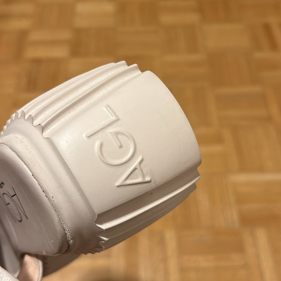 AGL Women's Cream Sandals - Picture 13 of 16